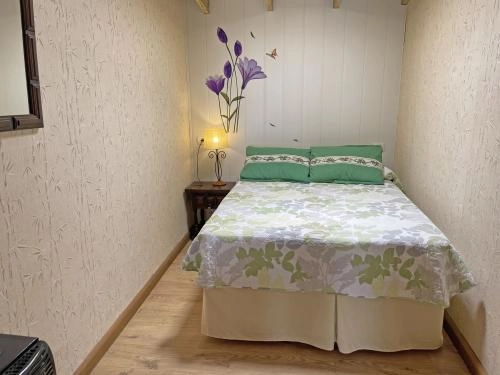 bedroom_2