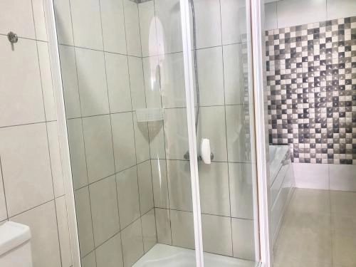 bathroom shower